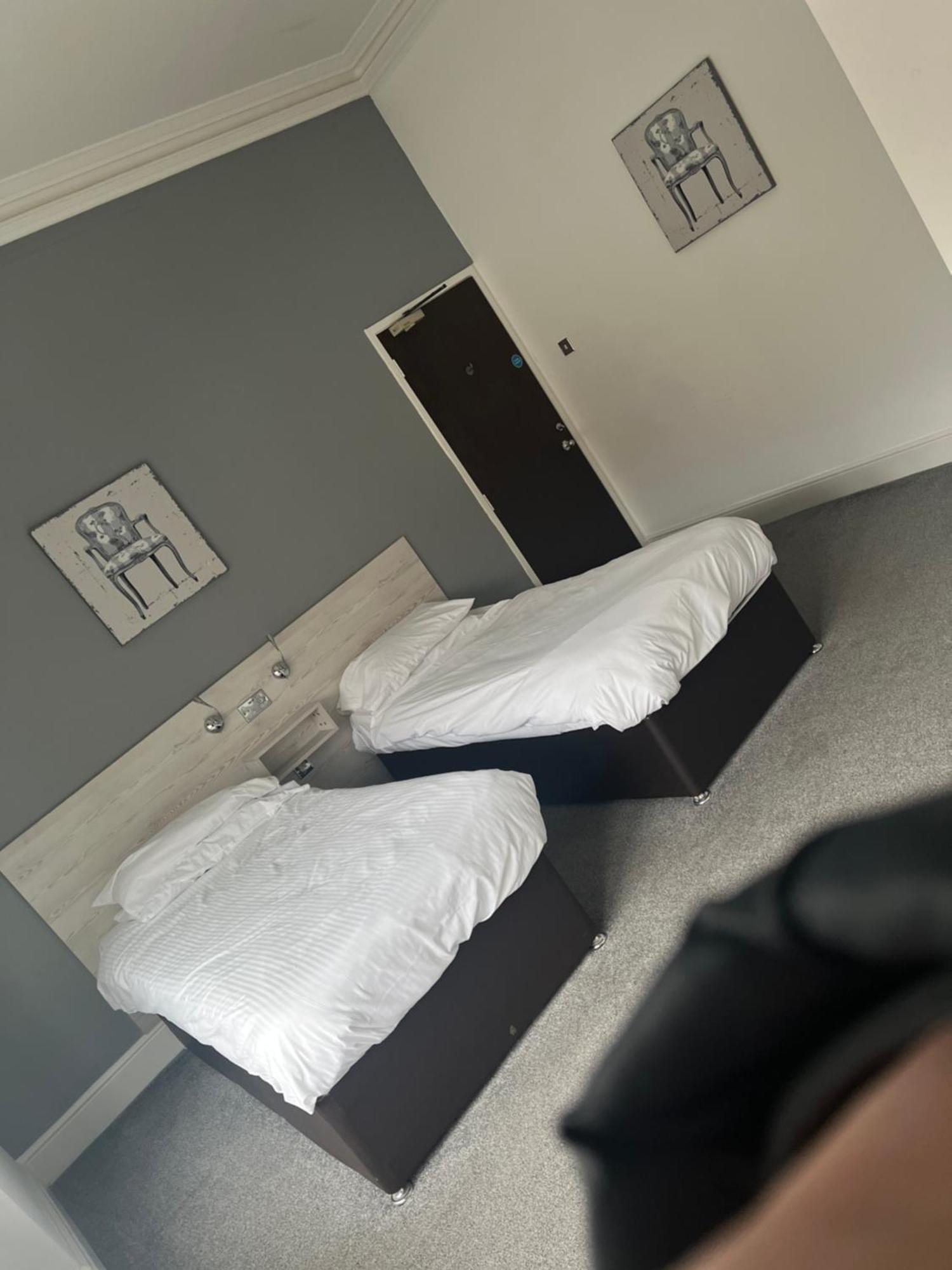 The Kings Head Bed and Breakfast Warrington Buitenkant foto